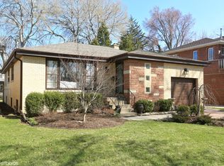 105 N Broadway Ave, Park Ridge, IL 60068