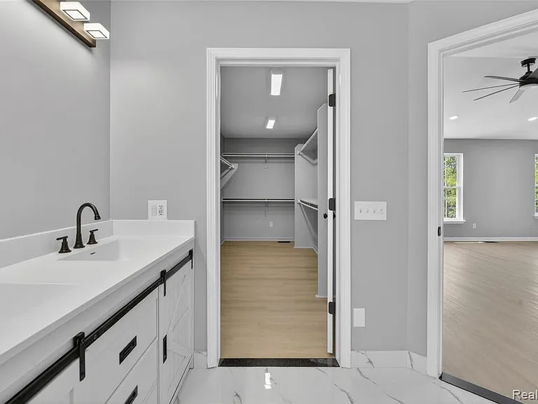8862 Prairie St — Photo 50
