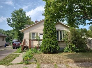 825 Iroquois Ave, Saint Paul, MN 55119