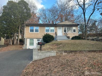 78 Wood Ave, Iselin, NJ, 08830