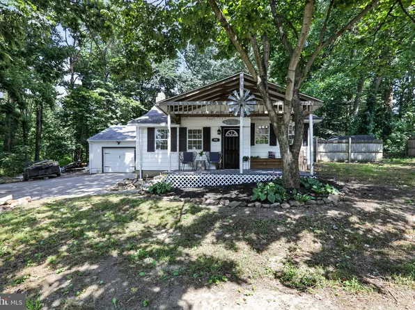 416 N Octorara Trl, Parkesburg, PA 19365