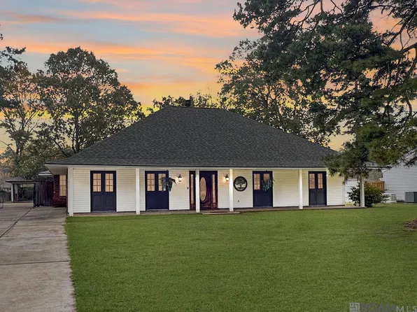 6122 Landmor Dr, Greenwell Springs, LA 70739