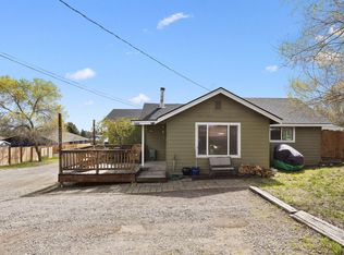 2420 SW 27th St, Redmond, OR 97756