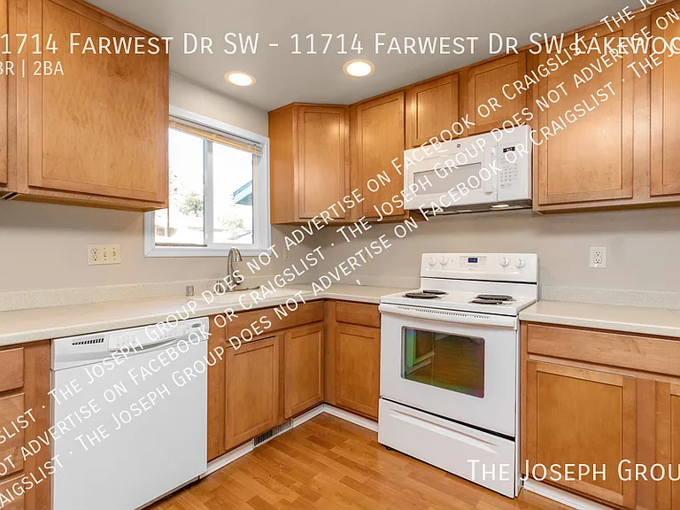 11714 Farwest Dr SW #11714 FARWEST DR SW — Photo 9