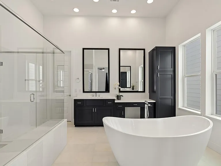 4503 Grassland Dr — Photo 15