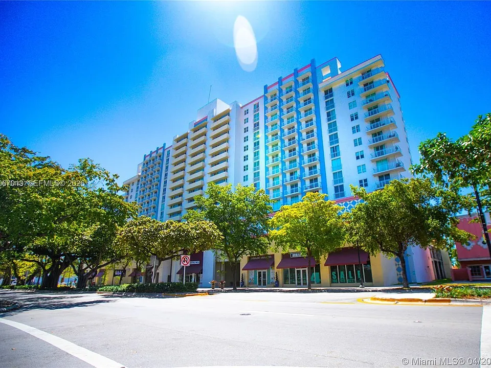 3000 Coral Way #806