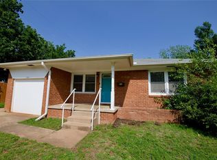 1402 N Broad St, Guthrie, OK 73044