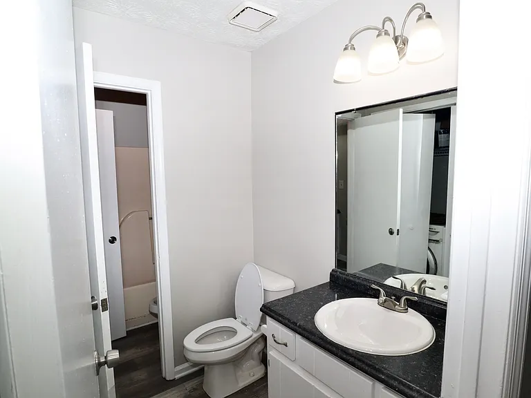 5860 Sheldon Ct #A — Photo 9