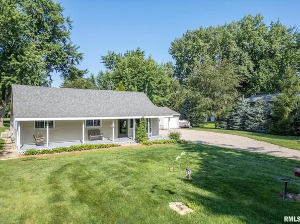 359 15th St, Rapids City, IL 61278