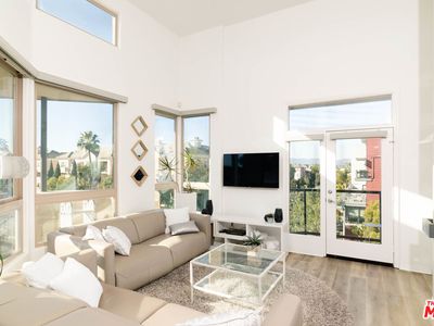 13044 Pacific Promenade APT 403, Playa Vista, CA, 90094