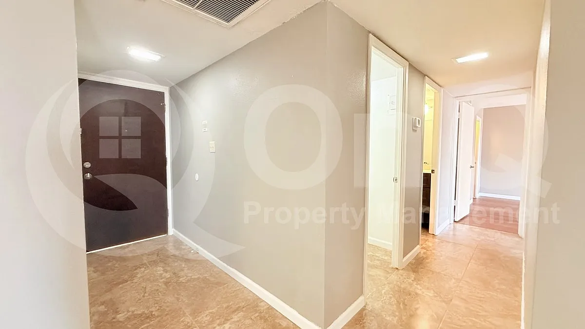 2 bed, 2.0 bath, 1224 sqft, $1,850 — Photo 2