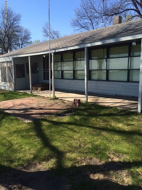 1st image of 8865 123rd Ave