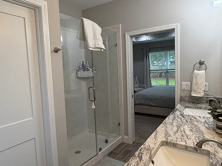 569 W Pine St — Photo 19