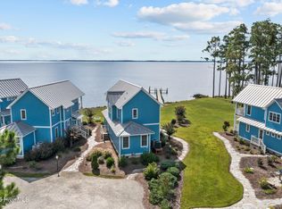 511 Neuse Village Rd #C5, Arapahoe, NC 28510