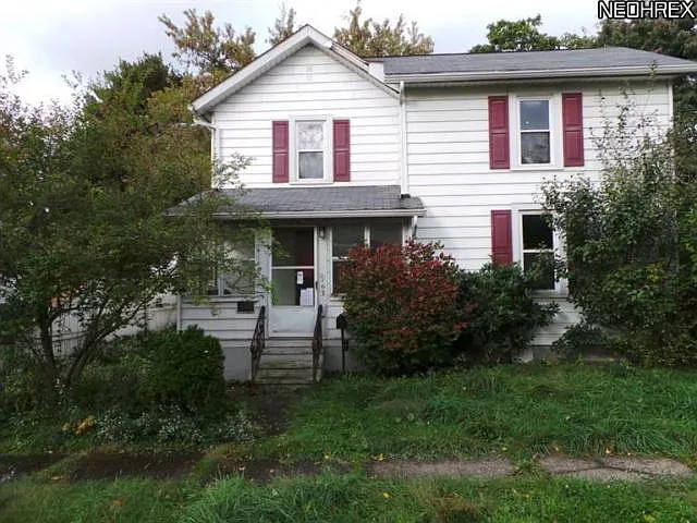163 4th St photo 1