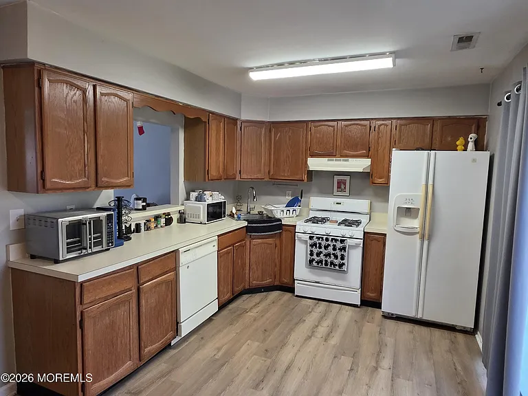 421 Ibis Ct — Photo 5