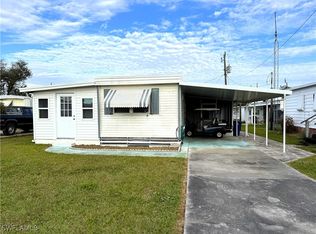 115 Gaslight Ave, North Fort Myers, FL 33917