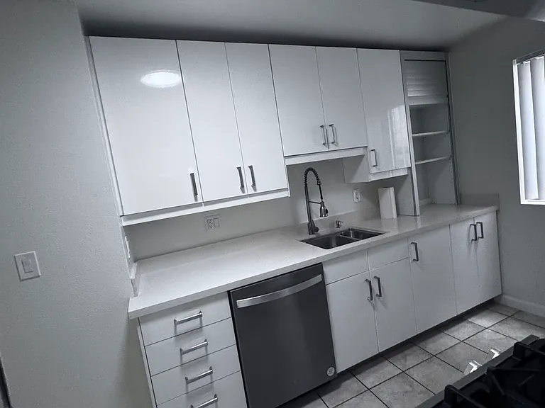 120 Brooks Ave #21 — Photo 6