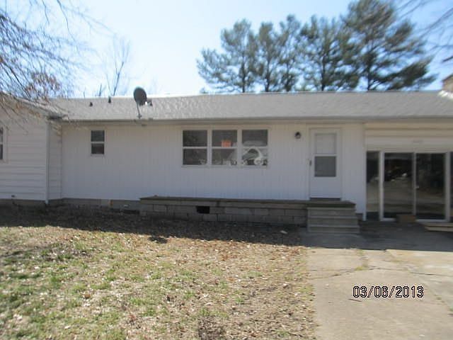 1st image of 665 E Fairlane St