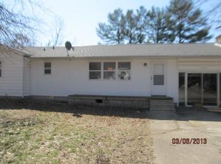 665 E Fairlane St, Fayetteville, AR 72701