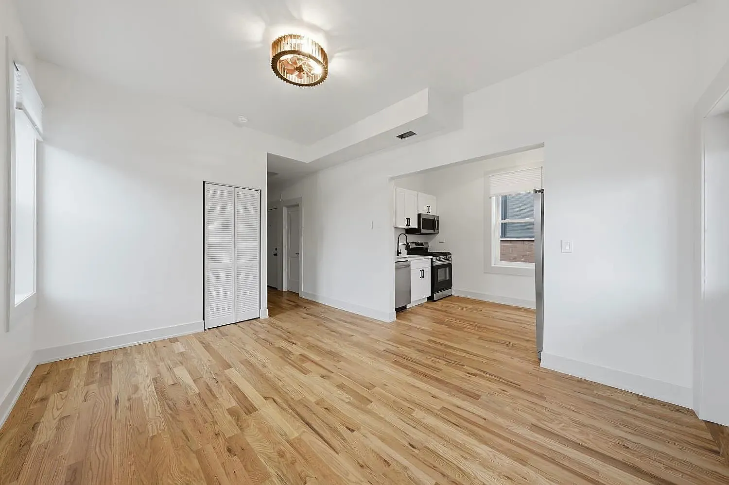 2 bed, $2,700 — Photo 3