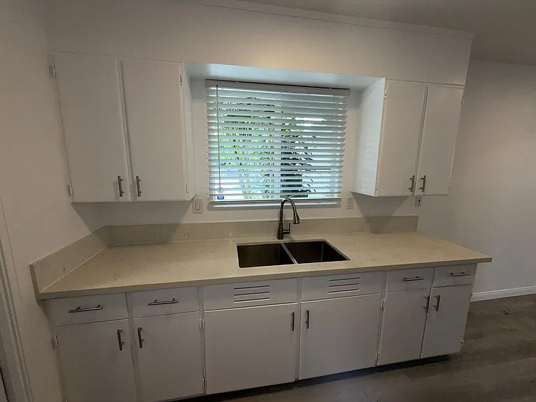 2221 Faust Ave — Photo 5