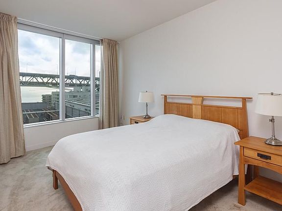 5th image of 338 Spear St Unit 12E