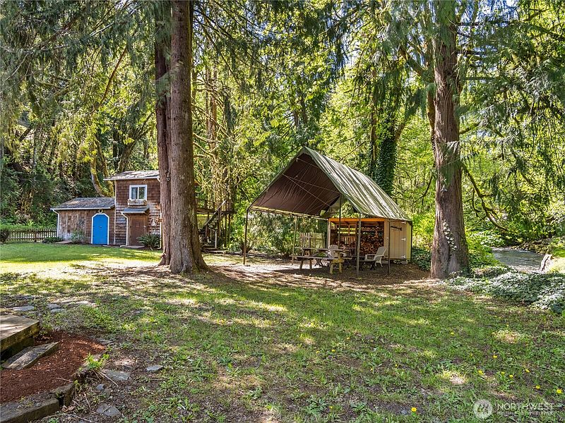 2nd image of 400 N Finch Creek Road
