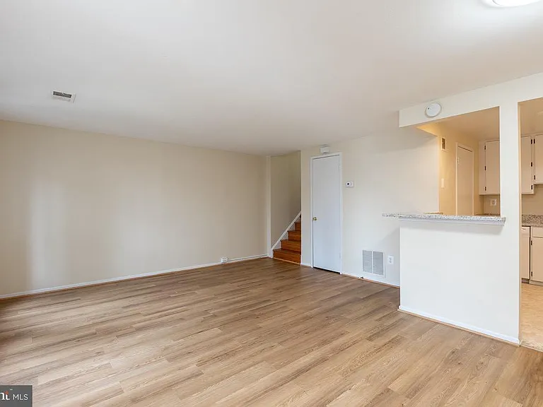 18728 Nathans Pl — Photo 15