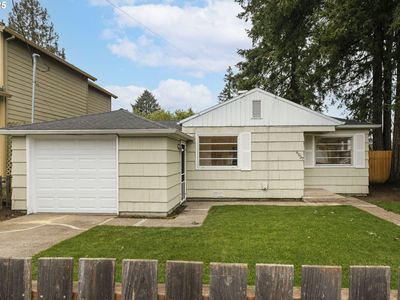 6037 SE Malden St, Portland, OR, 97206