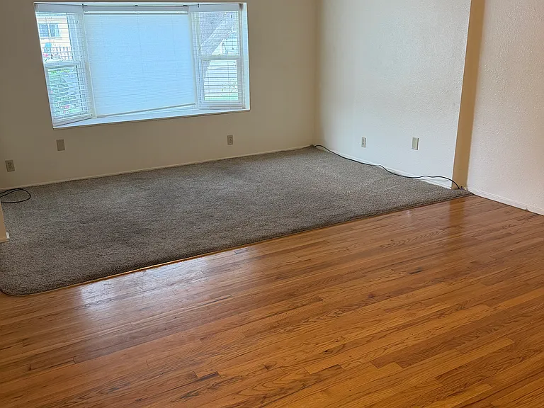 1223 Bonito Ave — Photo 3