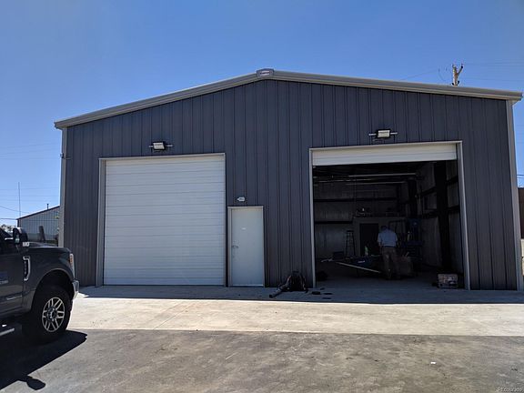 3rd image of 1830 W Baker Ave