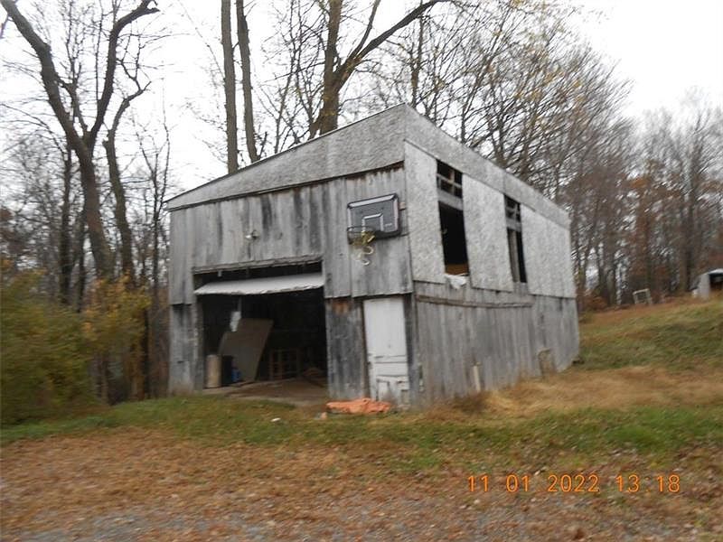 315 Fairmont Rd, Chicora, PA 16025 Zillow