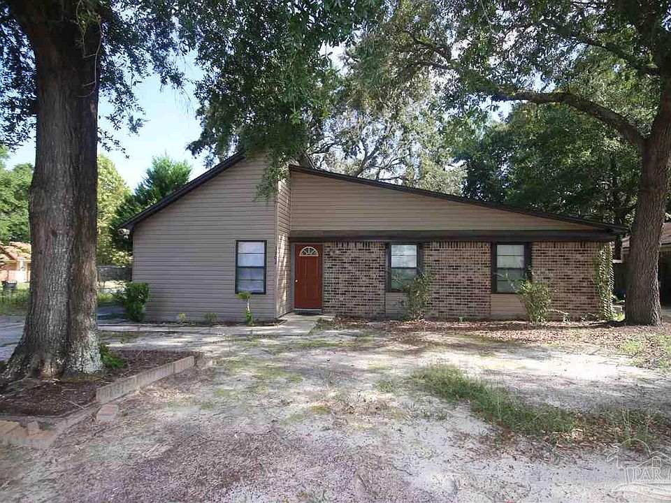 1st image of 3902 Elmcrest Dr