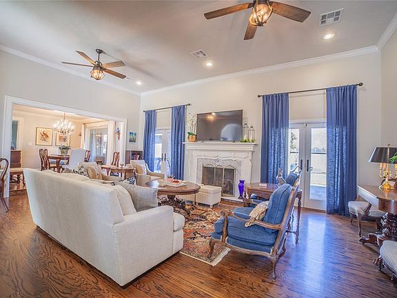 4th image of 3903 Northridge Rd