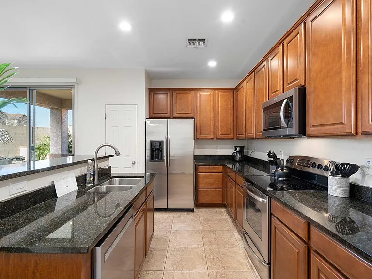 5414 W Straight Arrow Ln — Photo 13
