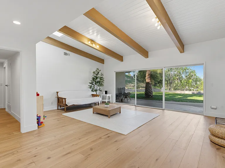 5616 Wilhelmina Ave — Photo 4