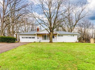 9027 Brandywine Rd, Northfield, OH 44067
