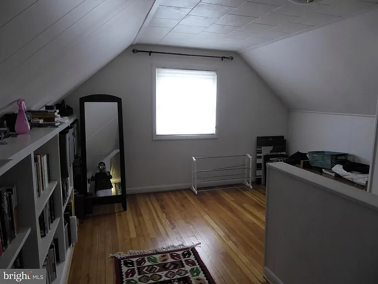 323 S Adams St — Photo 21