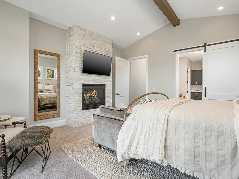 227 N Ibapah Peak Dr — Photo 8