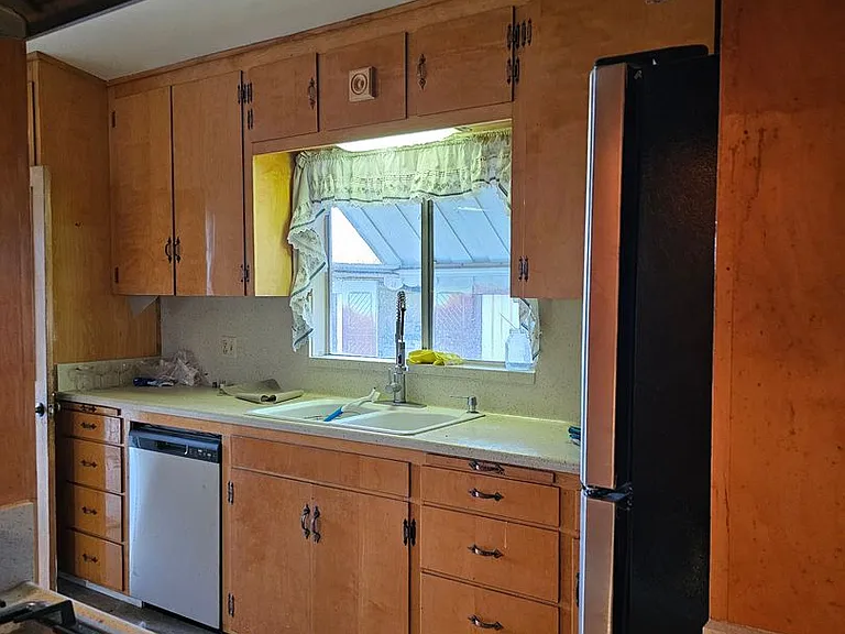 11597 S Academy Ave — Photo 17