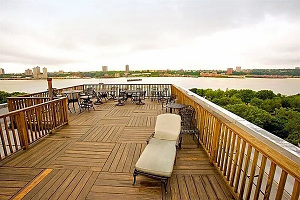 Sold by Corcoran | media 6