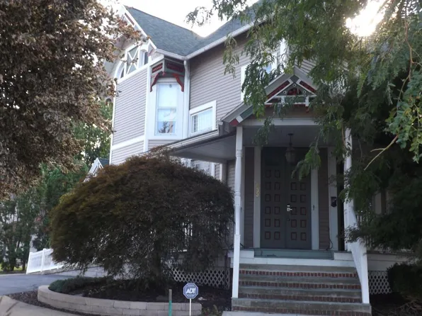 503 Garrison St, Fremont, OH 43420