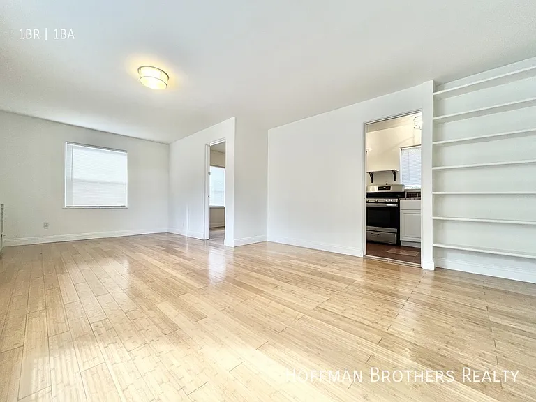407 S Coronado St #1 — Photo 1