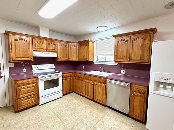 2nd image of 43063 Black Bayou Rd