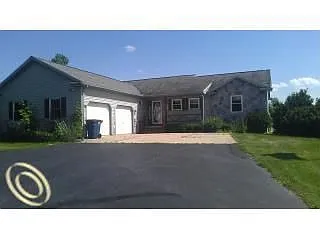 727 John Ward Dr photo 1