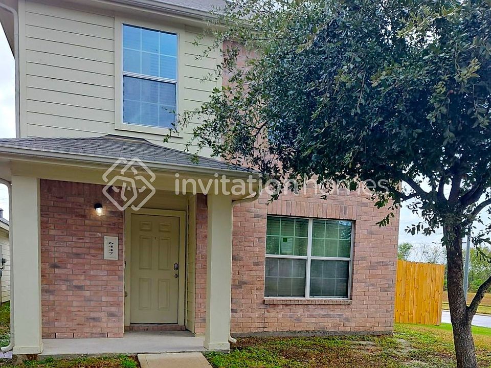1st image of 6447 Mountain Pines Ln