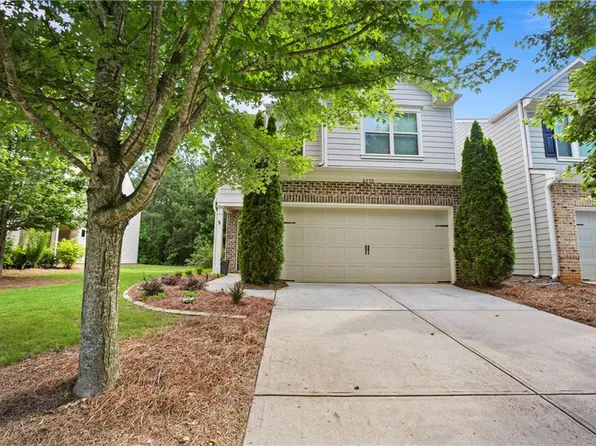 6250 Crested Moss Dr, Alpharetta, GA 30004