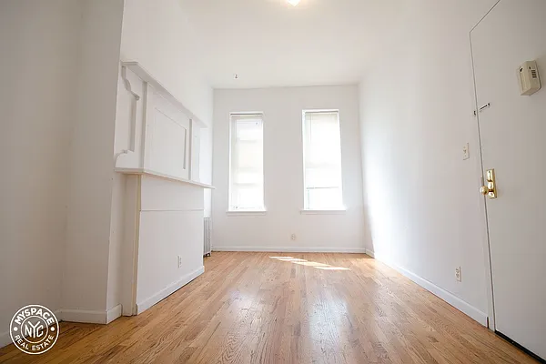 Rented by MySpaceNYC | media 11