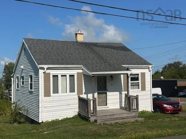 29 Dickie St, Trenton, NS B0K 1X0